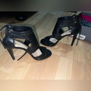Vince Camuto Leather Heels